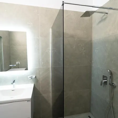Apartament Greca Tirana