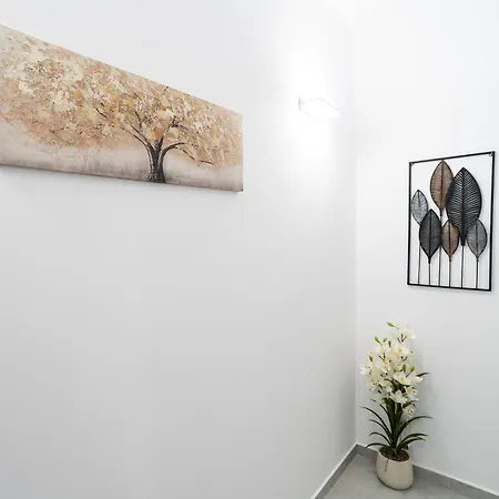 Greca Apartament Tirana