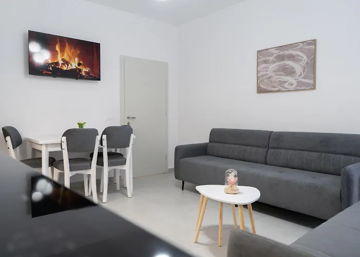 Greca Lägenhet Tirana